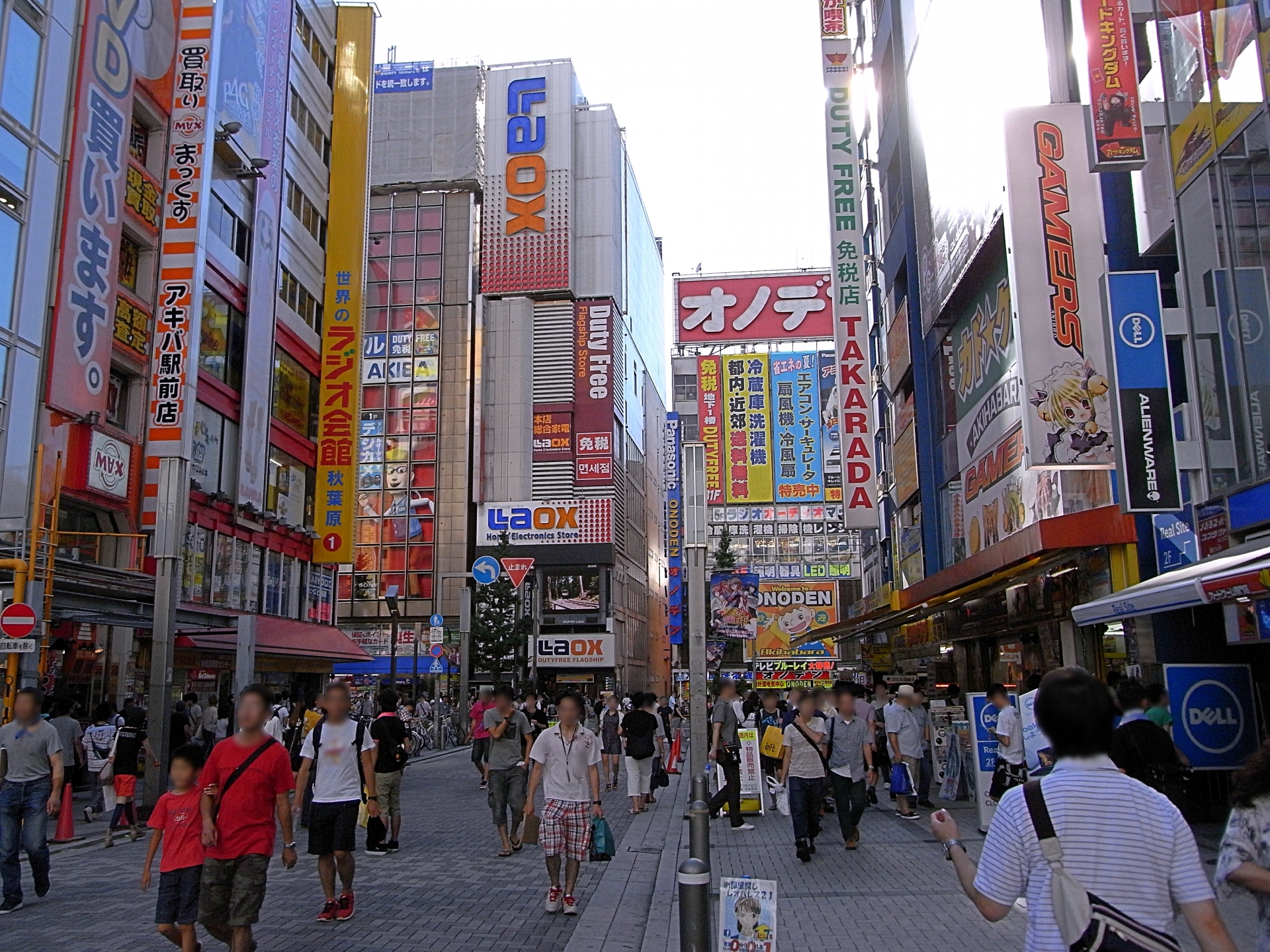 I Blew My Rent on Limited Edition Figures in Akihabara – Here’s How to Shop Without Going Broke