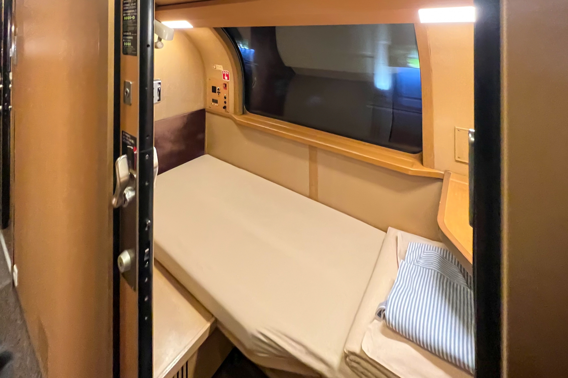 The Most Expensive Nap I Ever Took (And Why I’d Do It Again) - Horospo Guide