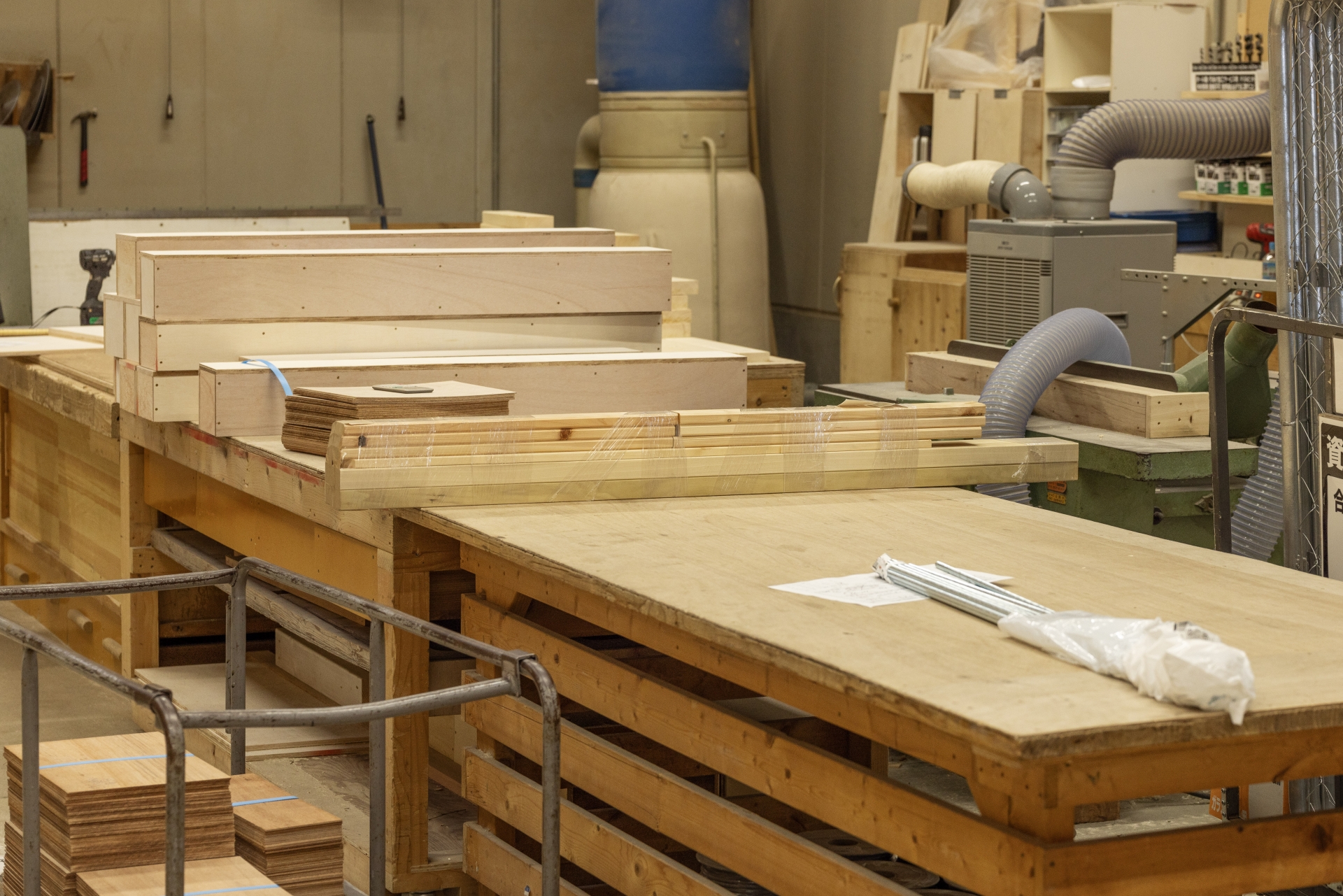 I Made My Own Gold-Dusted Chopsticks in Kanazawa – And Almost Glued My Fingers Together