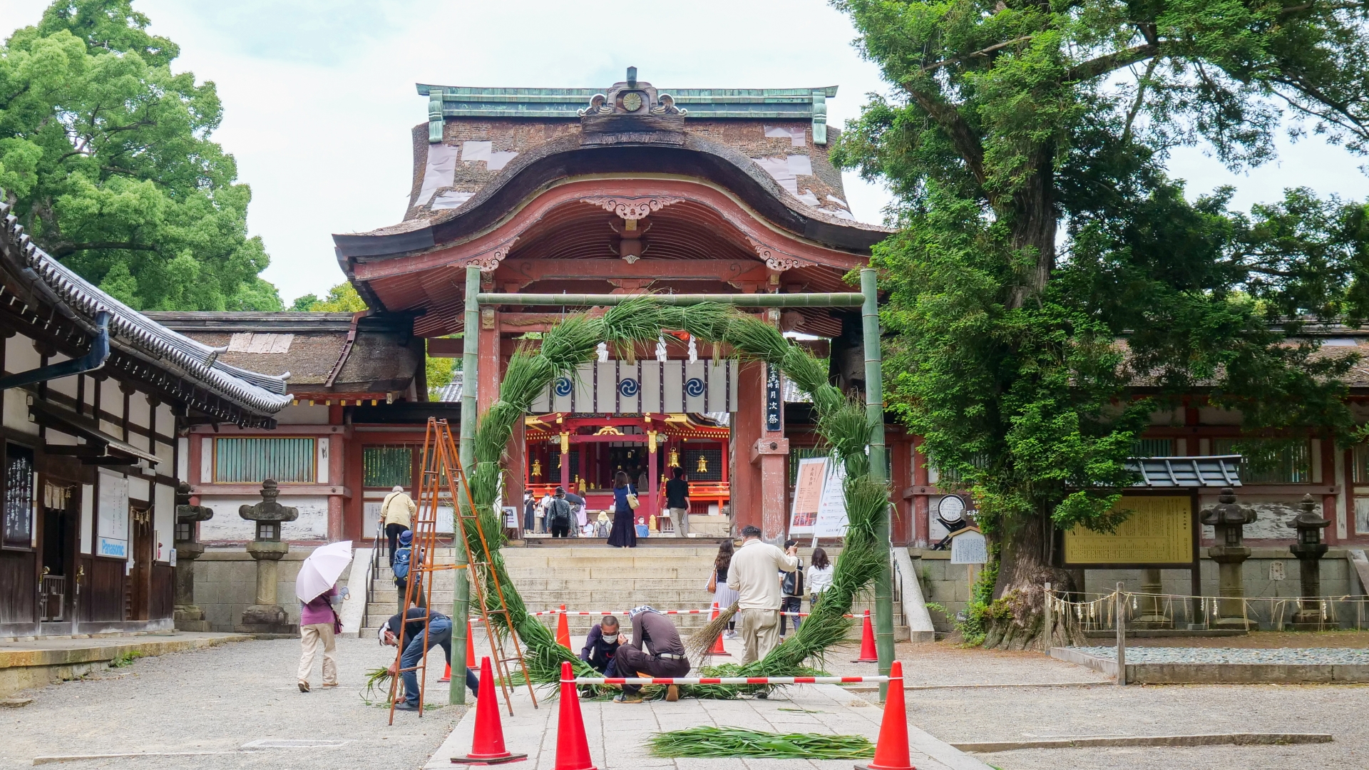 Nagoshi-no-Harae Kyoto 2026: Why This Giant Grass Ring is My Mandatory Mid-Year Reset