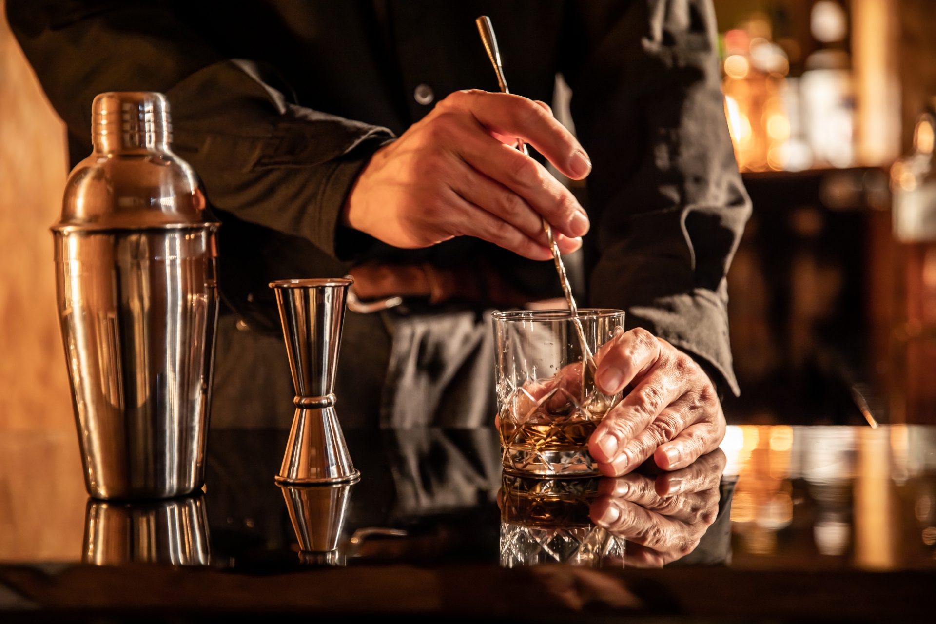 The Secret Life of Japan's Tiny Bars - Horospo Guide