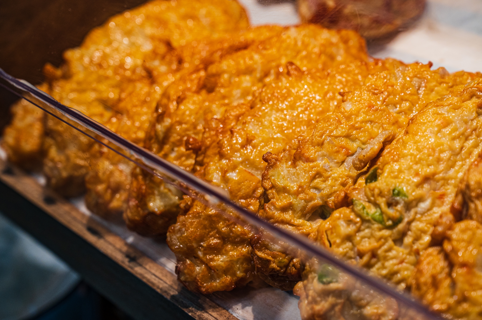 Famous Local Specialty: Deep-Fried Atami Kamaboko in Atami Onsen