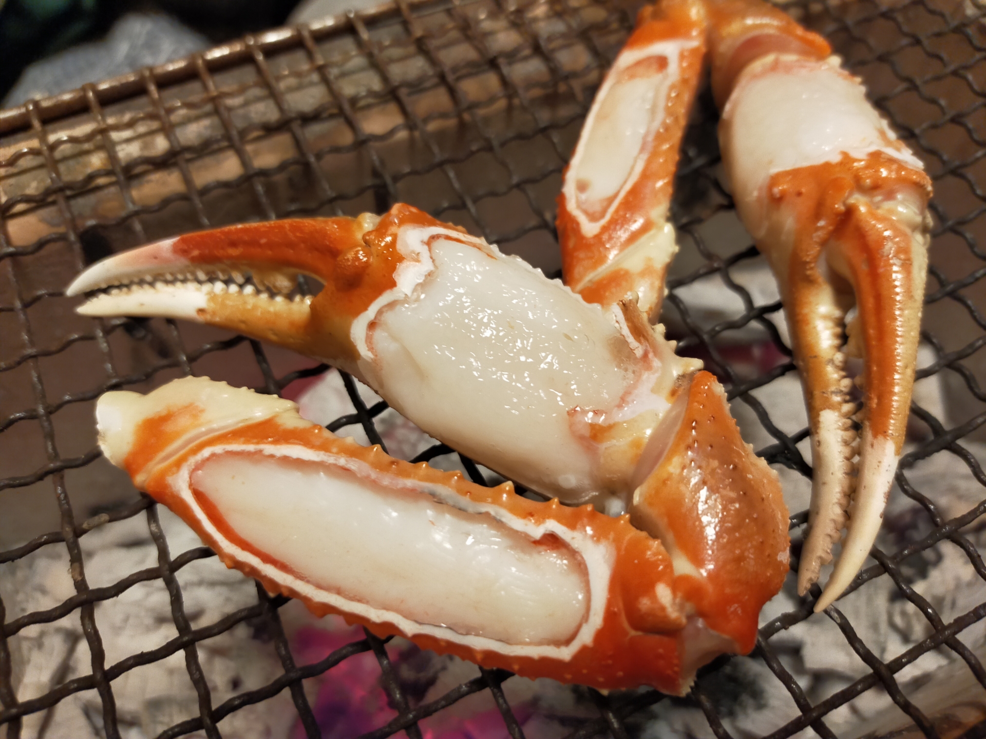 Famous Local Specialty: Kani Doraku Charcoal-Grilled Crab in Dotonbori