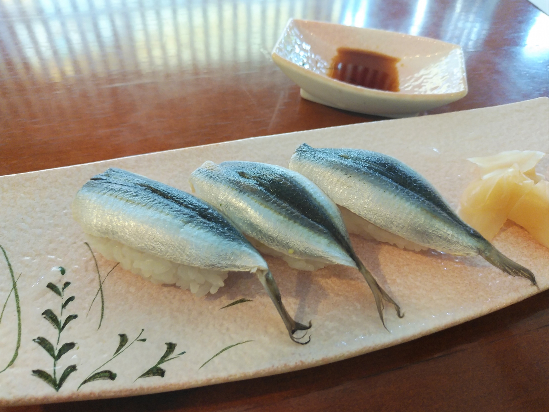 Famous Local Specialty: Mamakari Sushi in Korakuen Garden