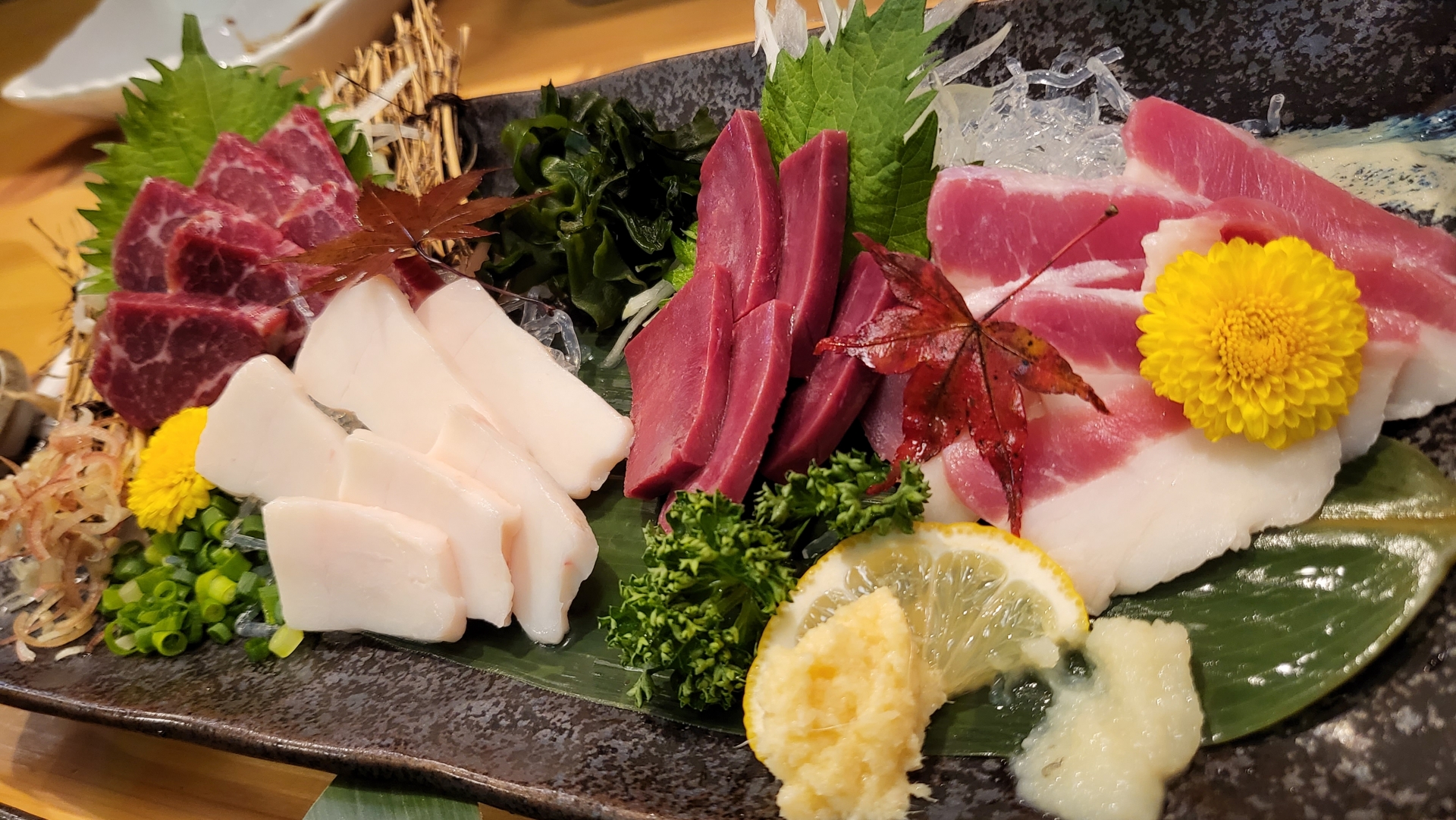 Famous Local Specialty: Premium Basashi (Horse Sashimi) in Kumamoto Castle