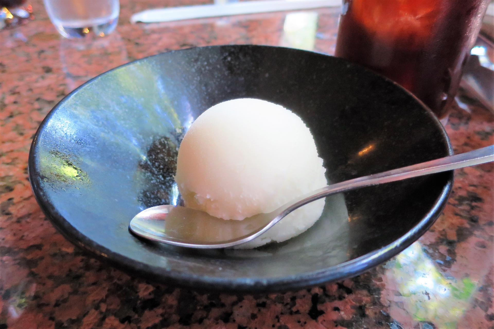 Famous Local Specialty: Hyuganatsu Sorbet in Miyazaki Shrine