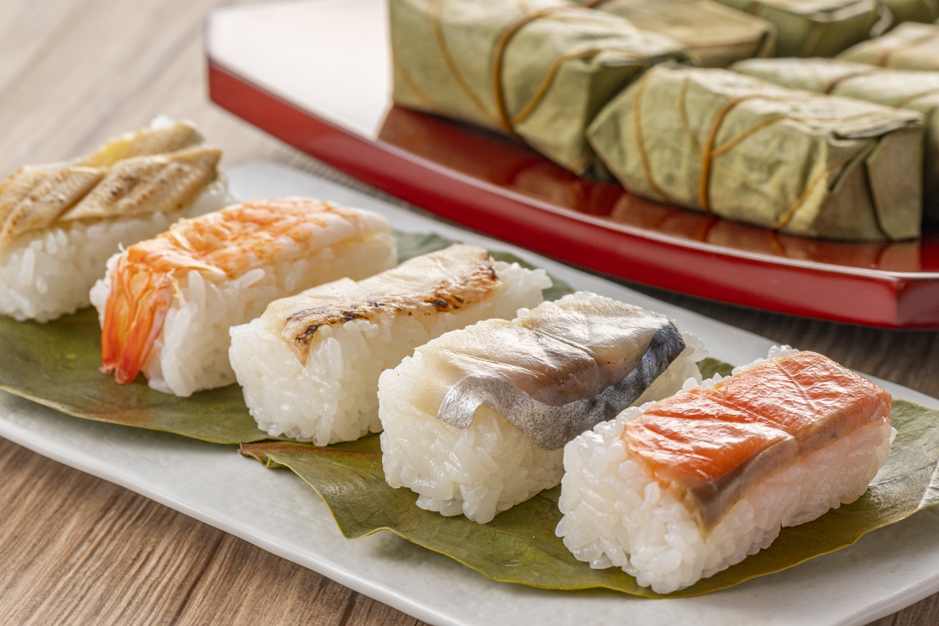 Famous Local Specialty: Kakinoha-zushi (Persimmon Leaf Sushi) in Nakatanidou