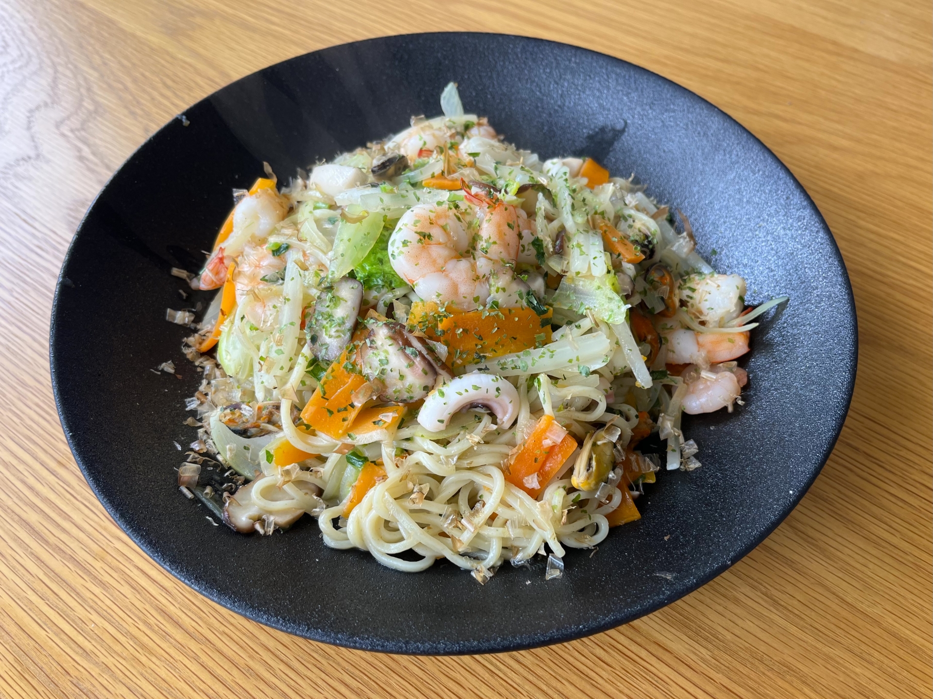 Famous Local Specialty: Oga Shottsuru Yakisoba in Oga Peninsula
