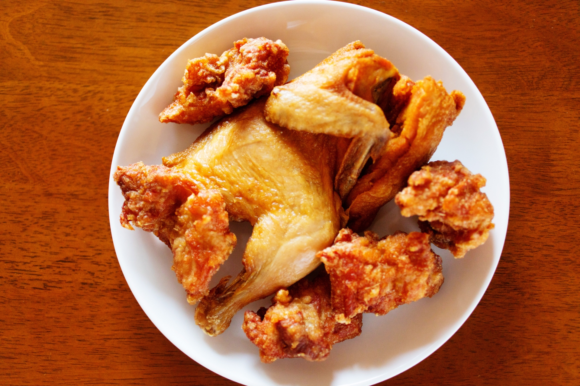 Famous Local Specialty: Naruto Wakadori (Deep Fried Half Chicken) in Otaru Canal