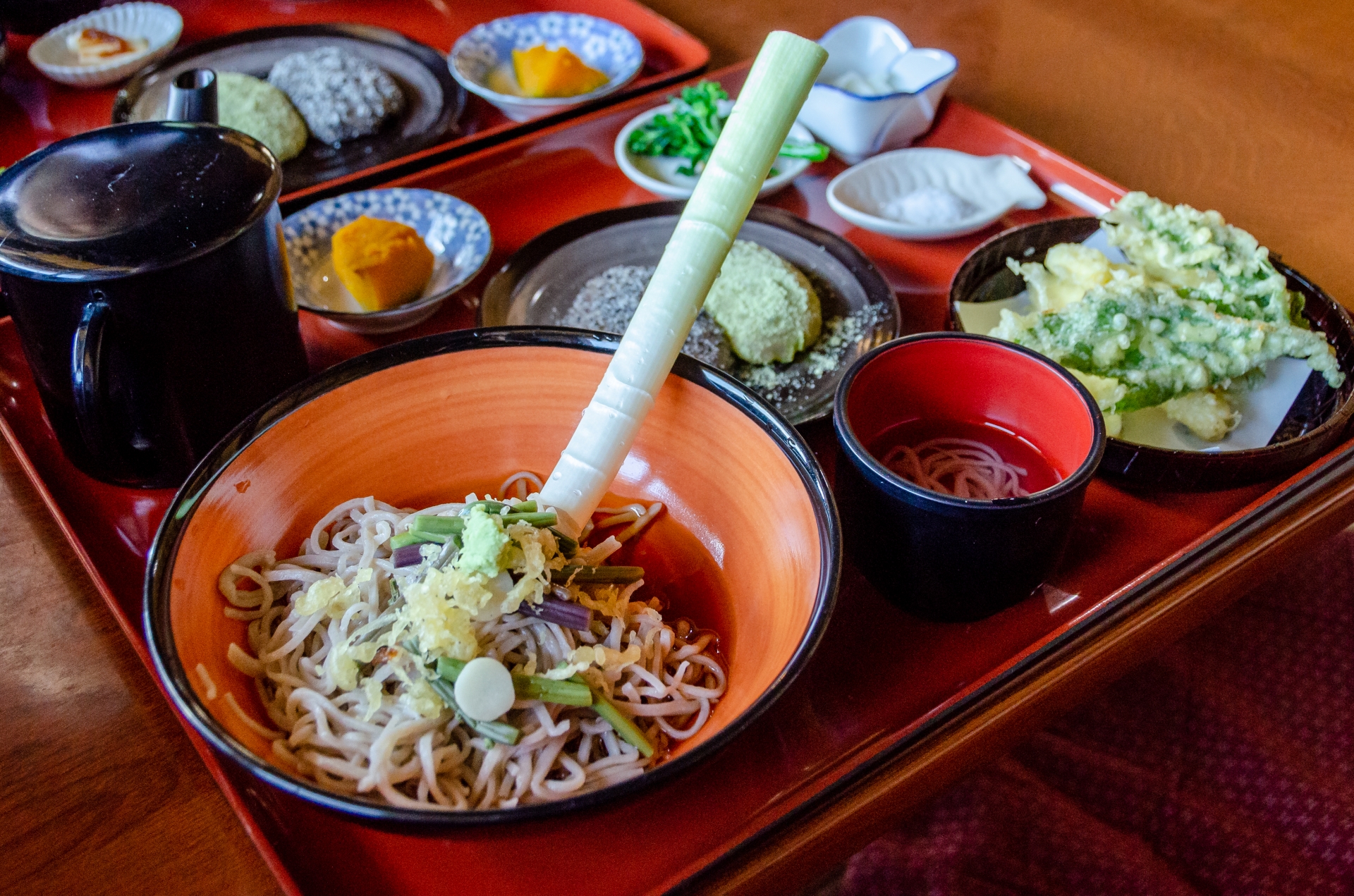 Famous Local Specialty: Negi-soba (Leek Soba) in Ouchi-juku