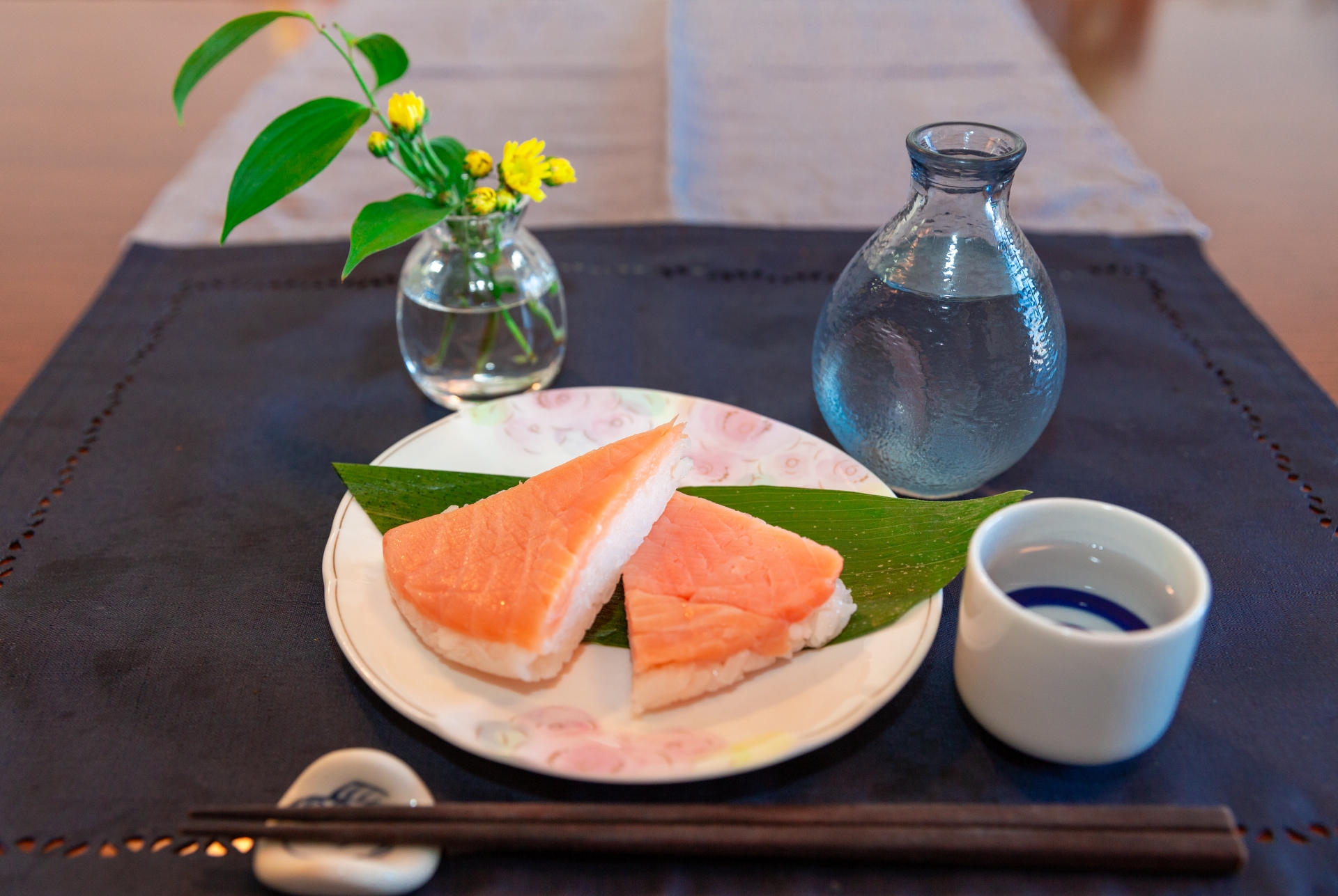 Famous Local Specialty: Masuzushi (Pressed Trout Sushi) in Toyama Castle