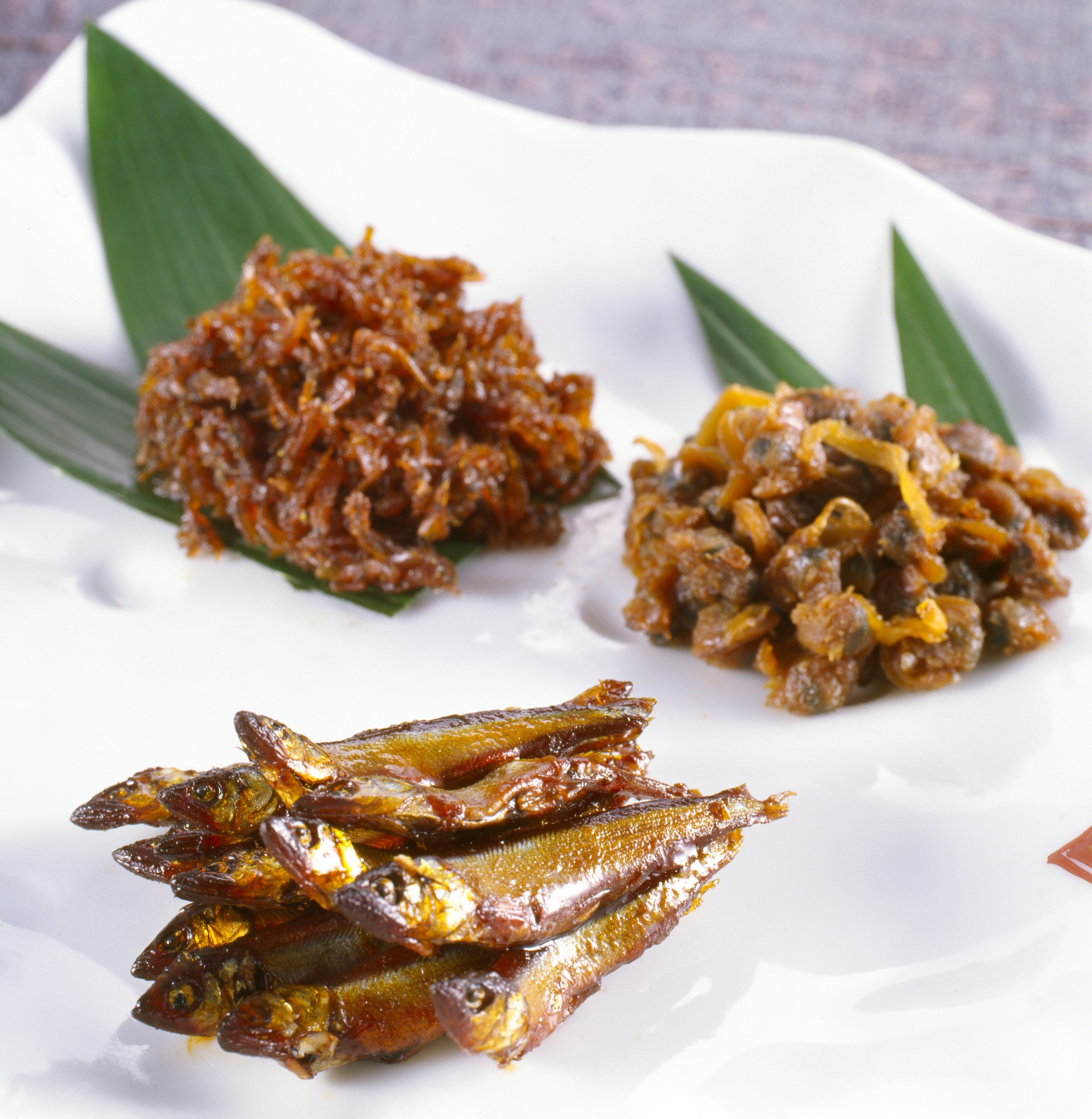 Famous Local Specialty: Tsukudani (Traditional Preserved Seafood) in Tsukishima