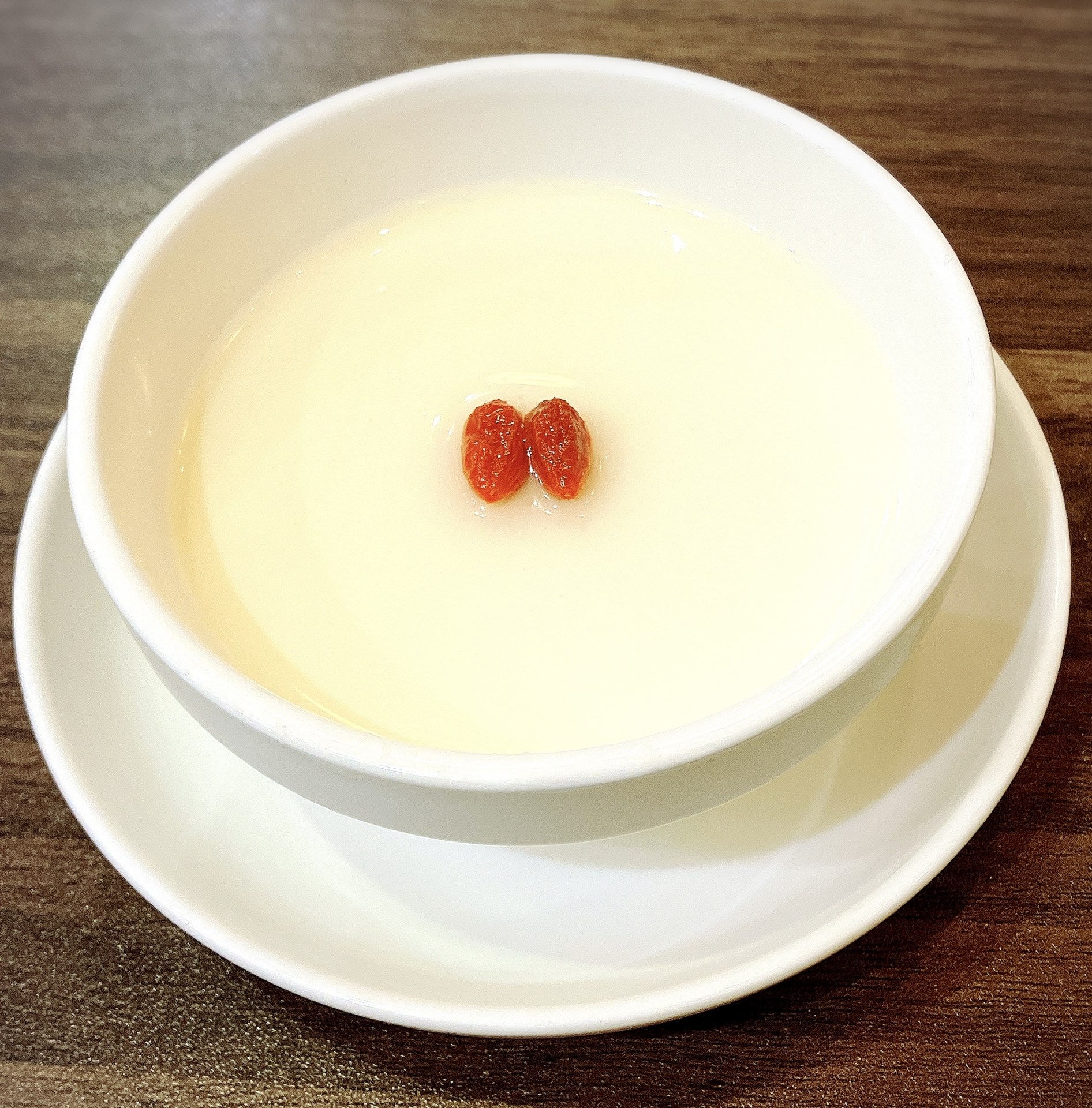 Famous Local Specialty: Silky Annin Tofu in Yokohama Chinatown