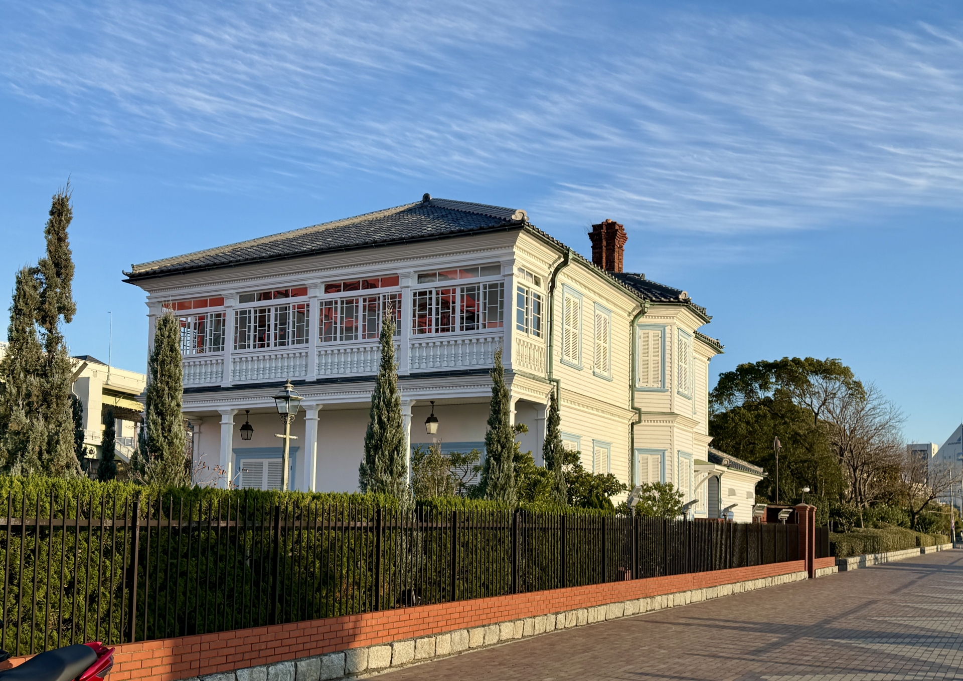 Atmospheric view of Kobe Harborland - Japan Travel Guide