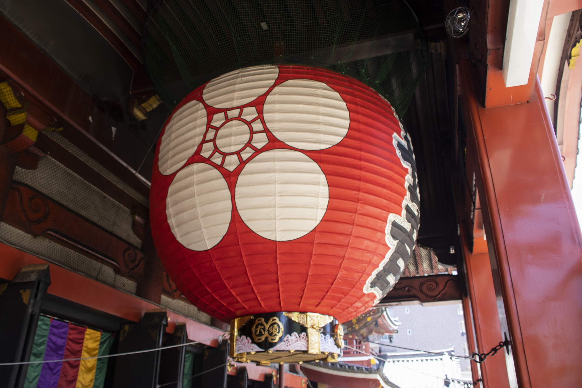 Atmospheric view of Osu Kannon - Japan Travel Guide
