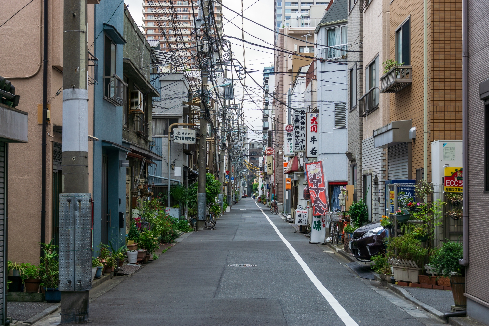 The Sizzling Soul of Tokyo: An Epicurean Journey Through Tsukishima - Japan Travel Guide | HOROSPO