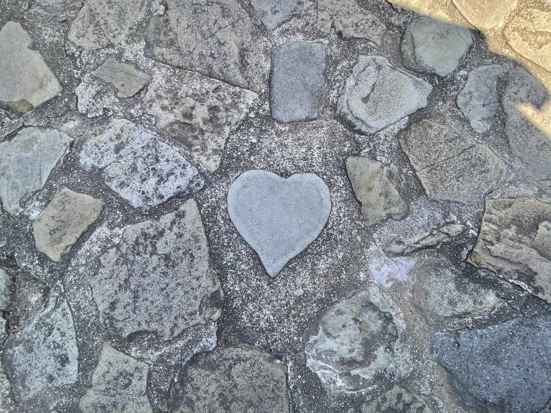 The Hidden Heart Stones - Best things to do in Glover Garden