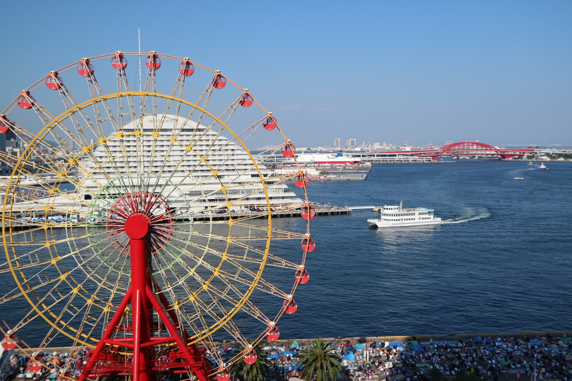 Mosaic Big Ferris Wheel - Best things to do in Kobe Harborland