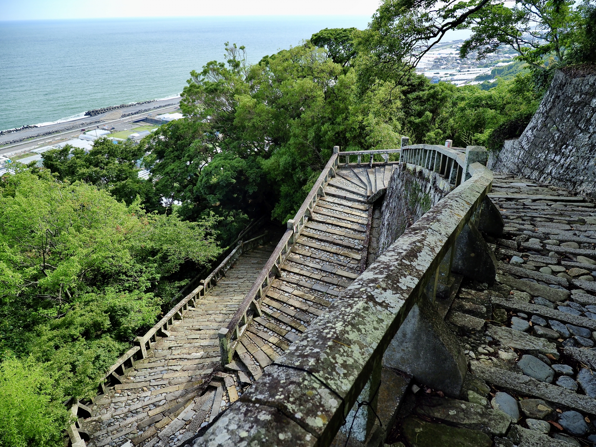 The 1,159 Stone Steps (Omotesando) - Best things to do in Kunozan Toshogu