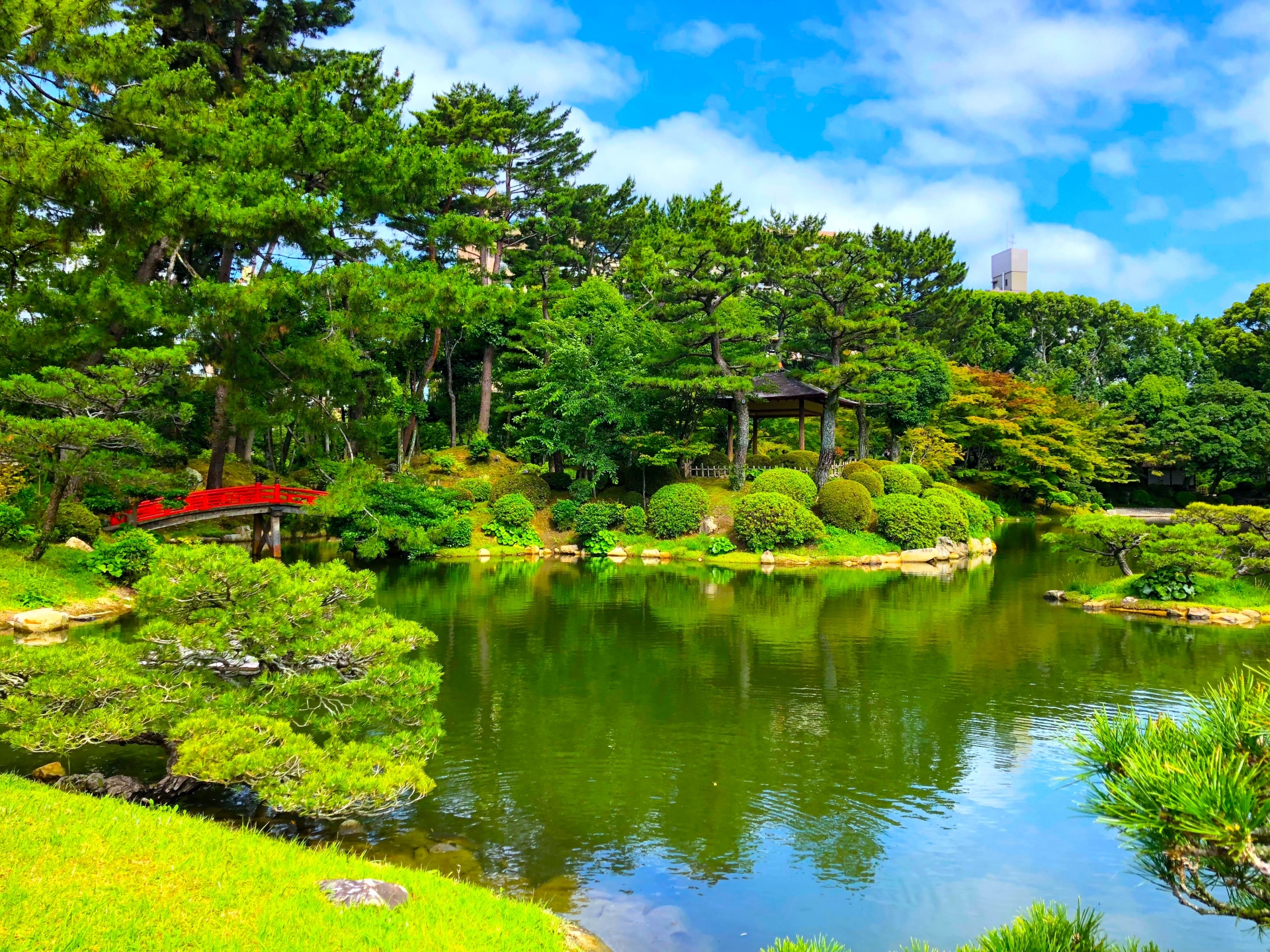 Shukkeien Garden - Best things to do in Okonomimura
