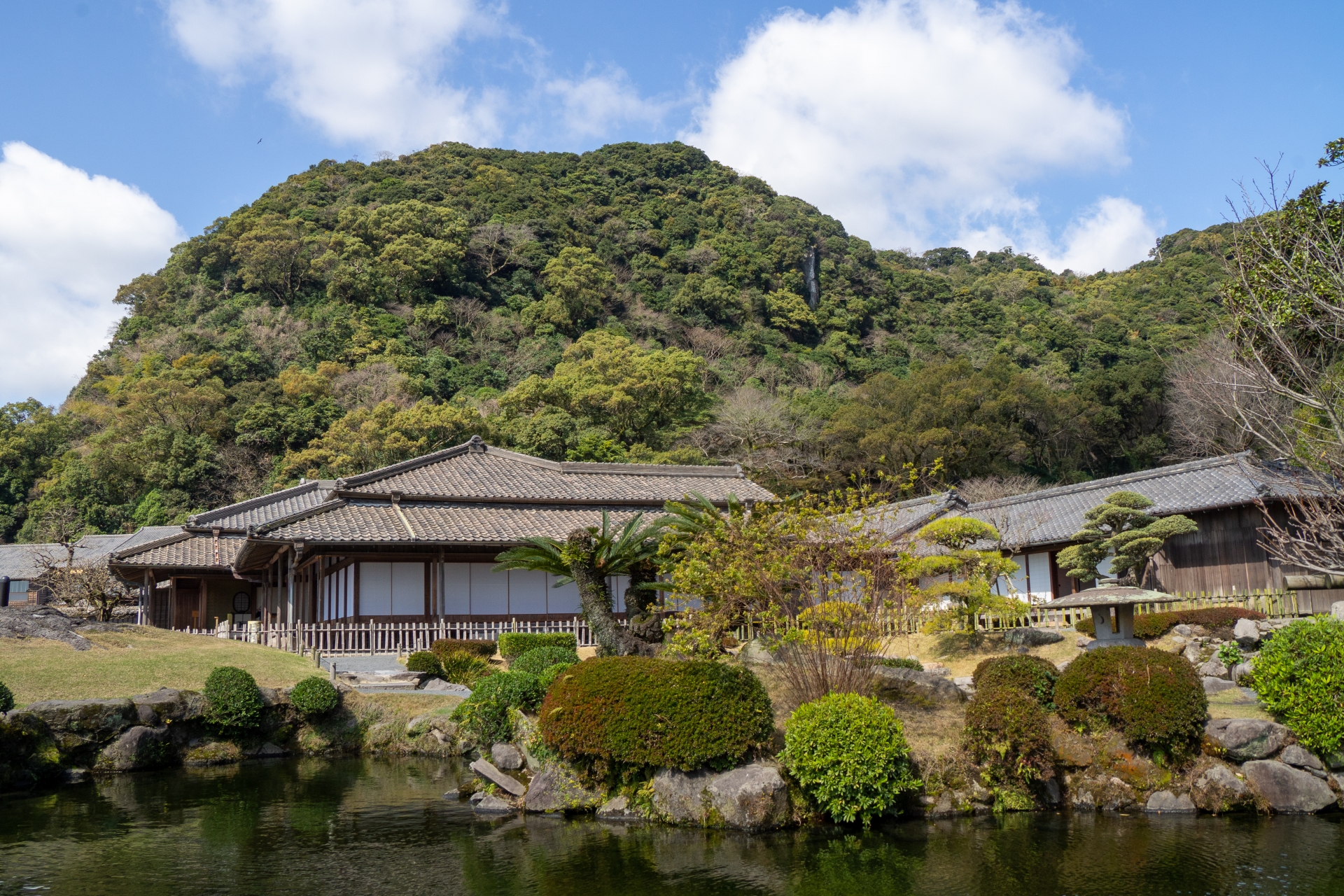 The Iso Residence - Best things to do in Sengan-en