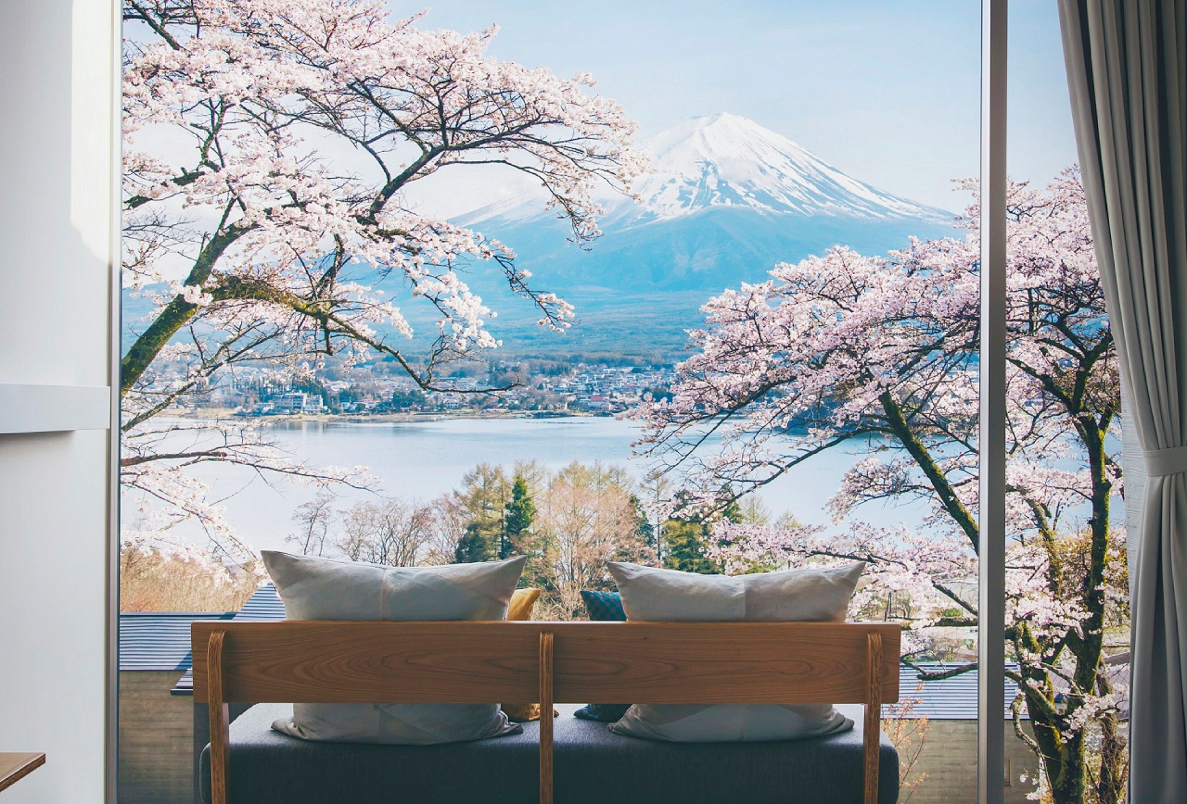 Stay at Hoshinoya Fuji - Recommended Hotels in Lake Kawaguchi