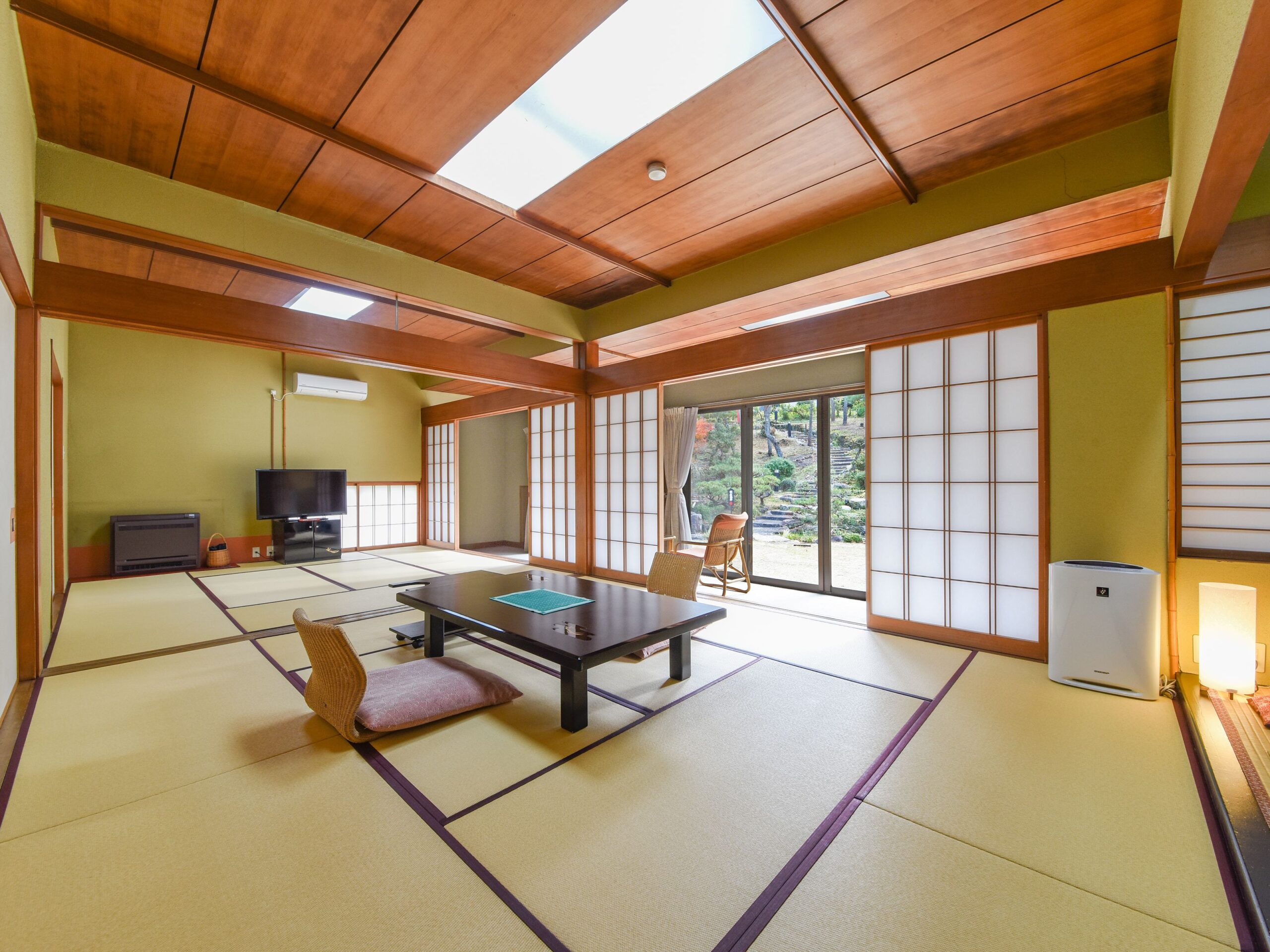 Stay at Hotel Hagoromo - Recommended Hotels in Miho no Matsubara