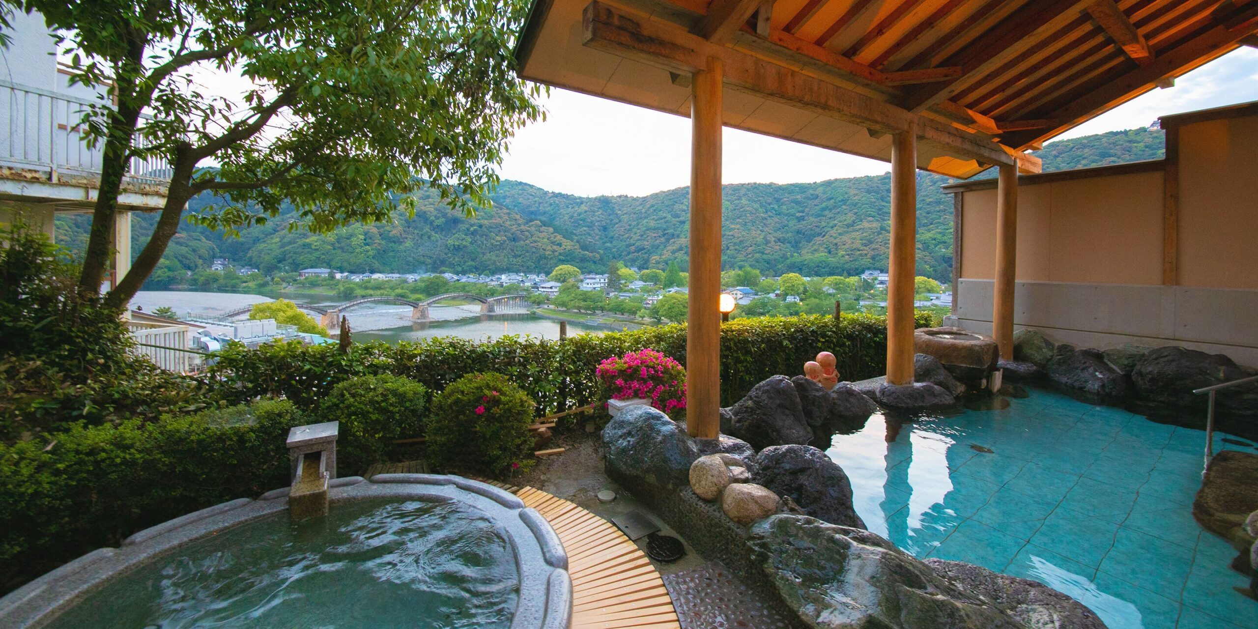 Stay at Iwakuni Kokusai Kanko Hotel - Recommended Hotels in Kintai Bridge