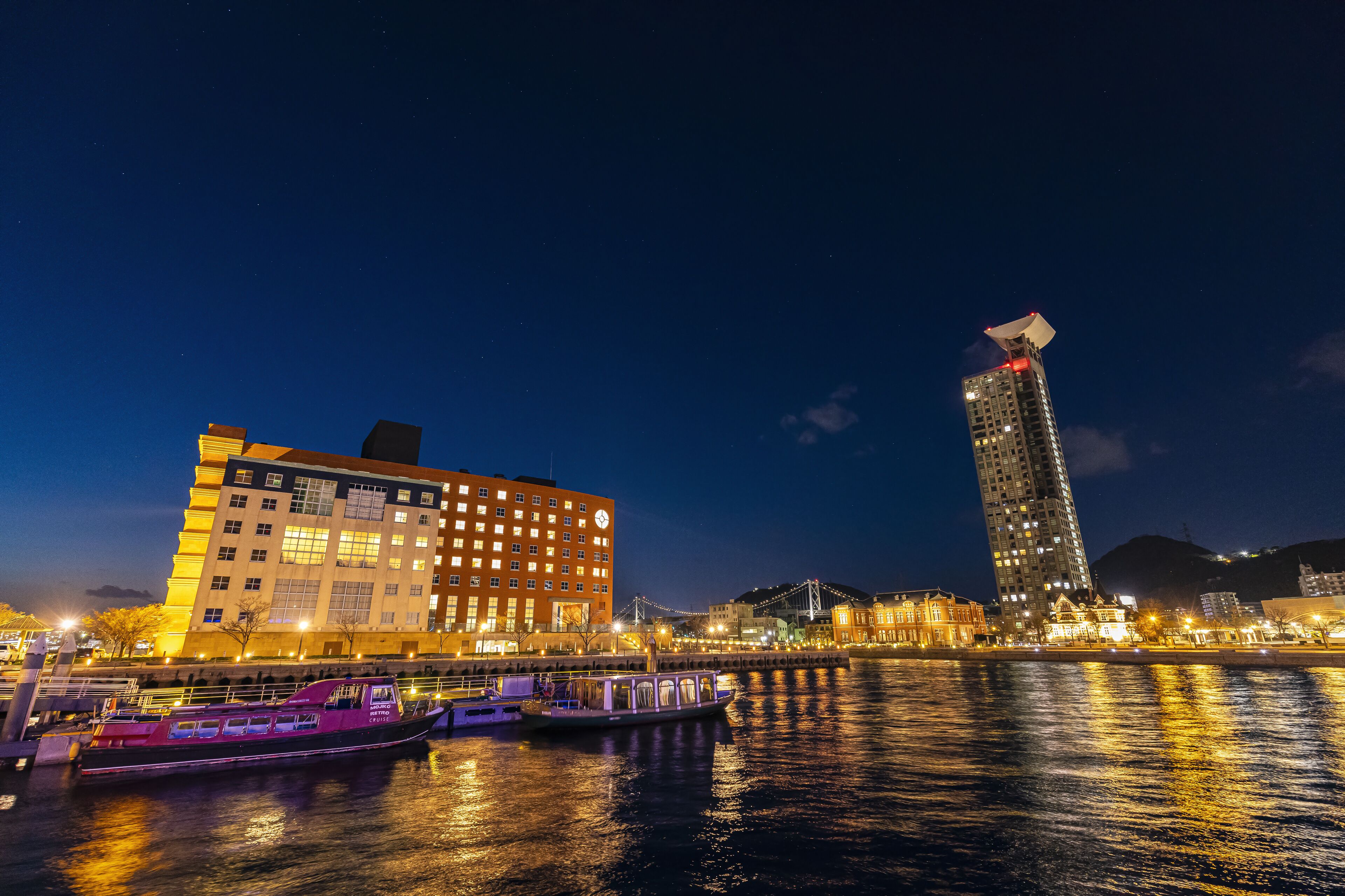 Stay at Premier Hotel Mojiko - Recommended Hotels in Karato Market