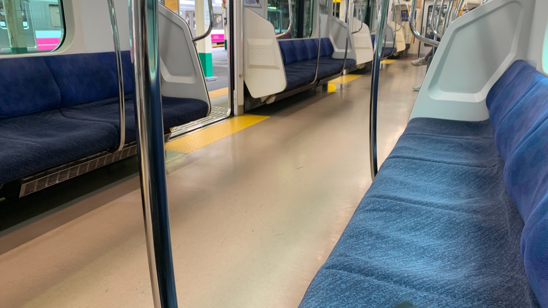 The Sound of Silence: Mastering 2026 Japanese Train Etiquette for Families and Groups