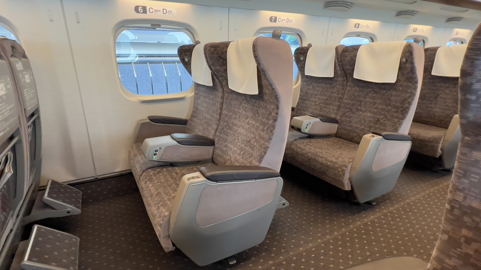 Decoding the 2026 Shinkansen: A Consultant’s Guide to Seat Classes and Booking Mastery