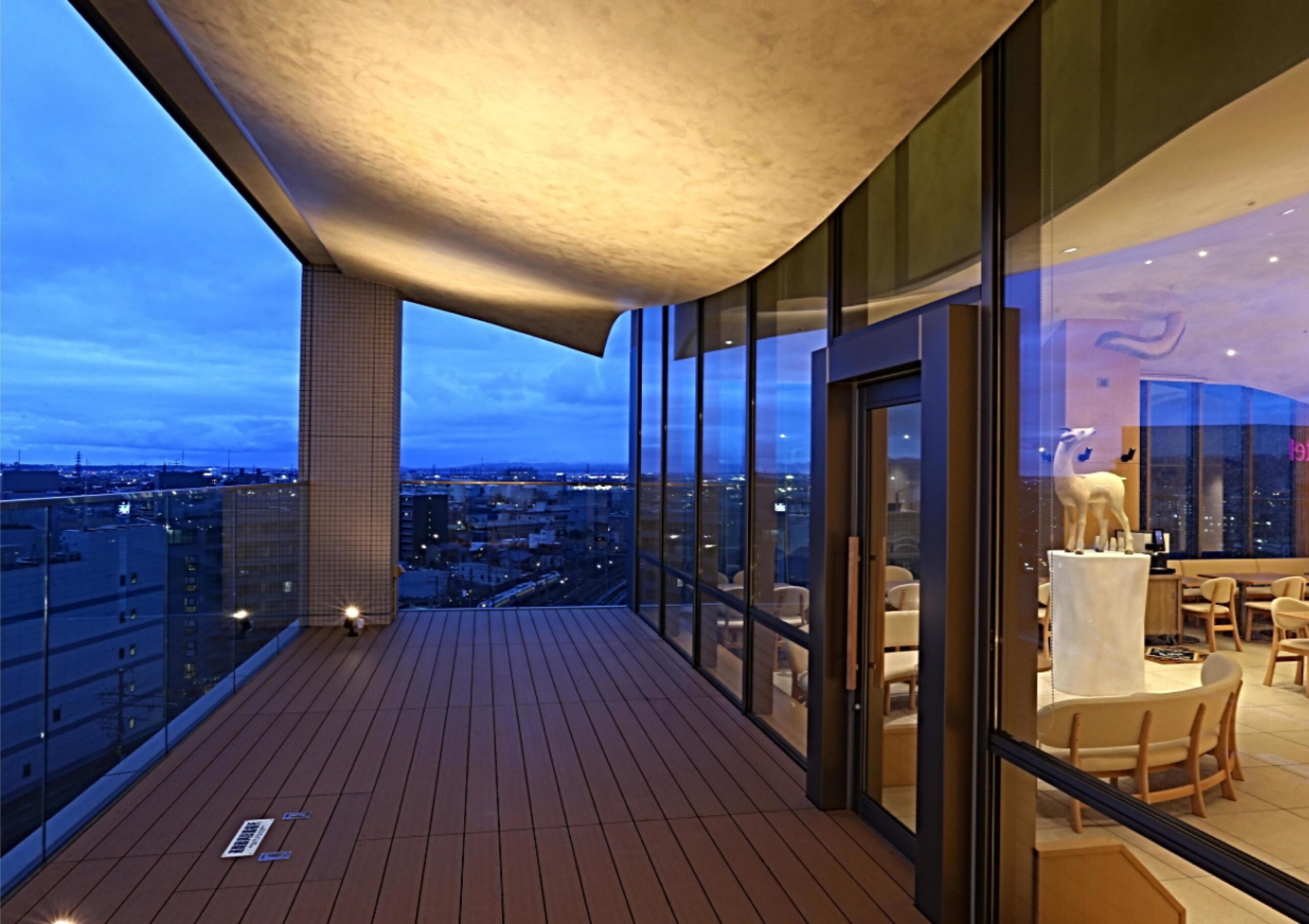 Stay at Hotel Wing International Premium Kanazawa Ekimae - Recommended Hotels in Kenrokuen Garden